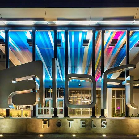Aloft Savannah Airport プーラー エクステリア 写真