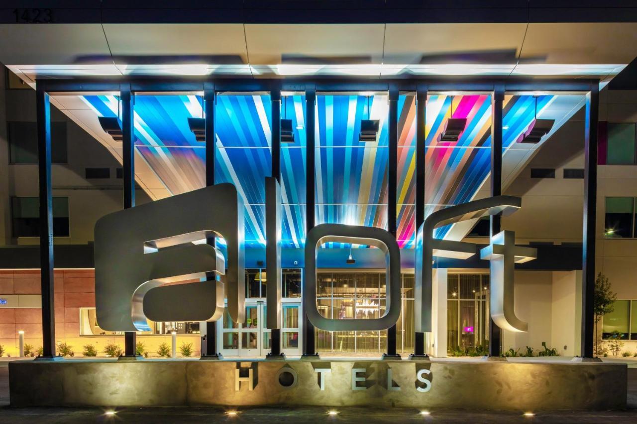 Aloft Savannah Airport プーラー エクステリア 写真